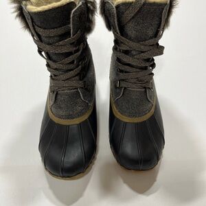 Sport Womens Deedee Stylish Black and Gray Winter Duck Boots